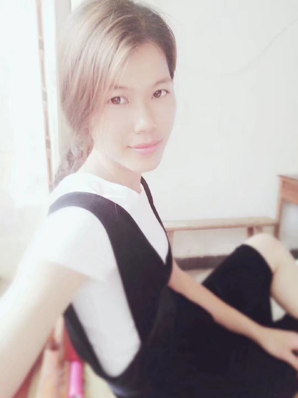 婷婷的第一张照片--玉林认干亲服务网