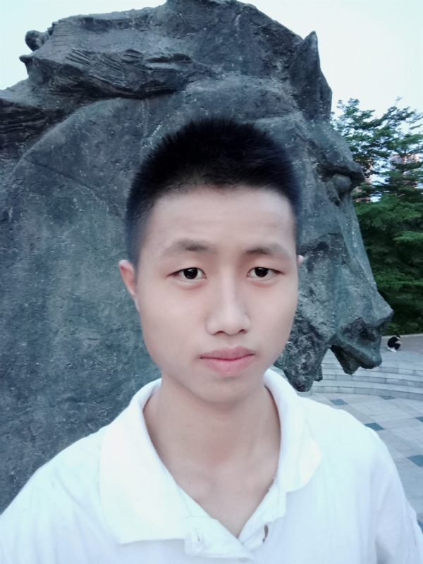 庞波的第一张照片--玉林认干亲服务网