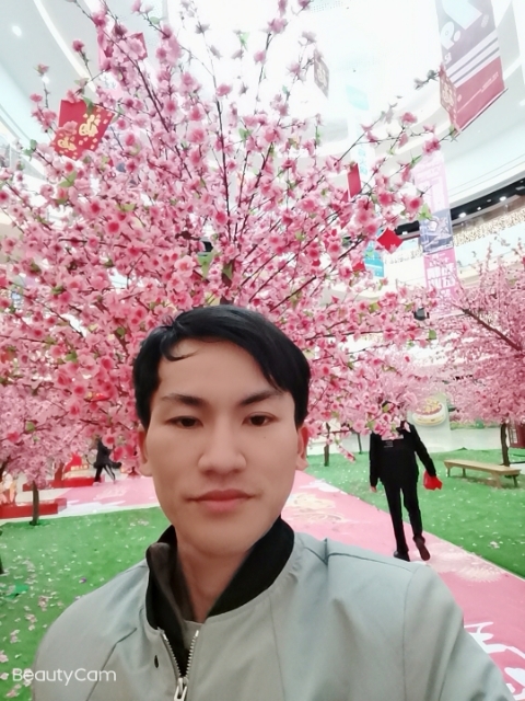 单身一人的第一张照片--玉林认干亲服务网